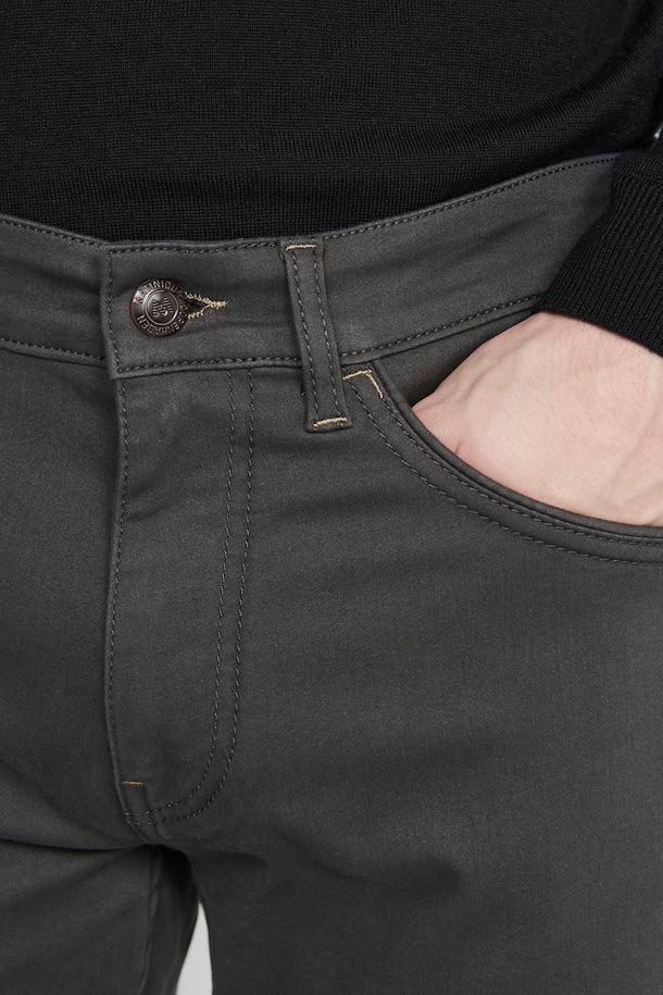 Matinique Mapete Black Oyster Chinos