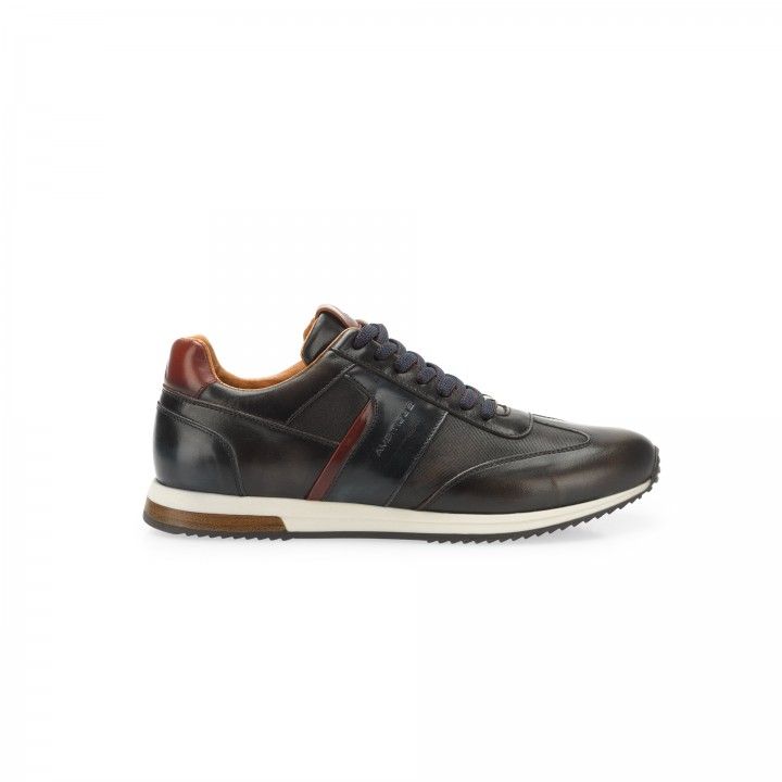 Ambitious Brown and Navy Classic Trainer